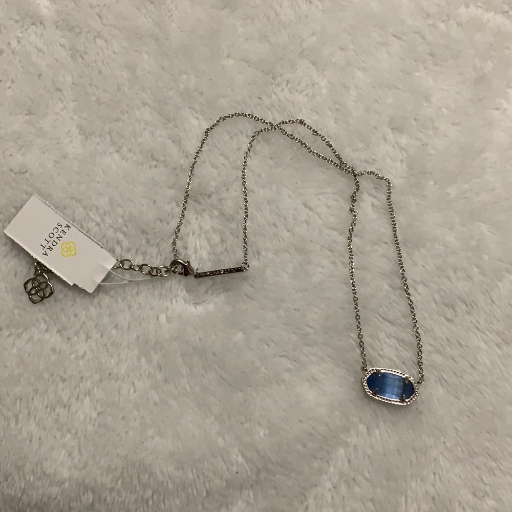 Kendra Scott necklace